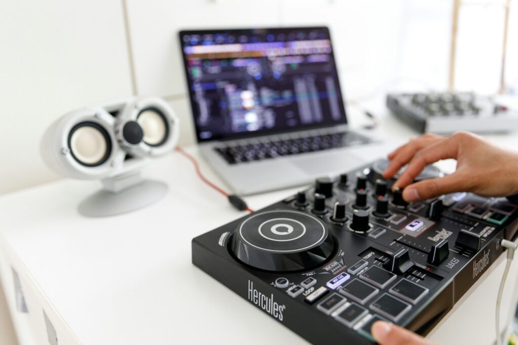 controller for modern music